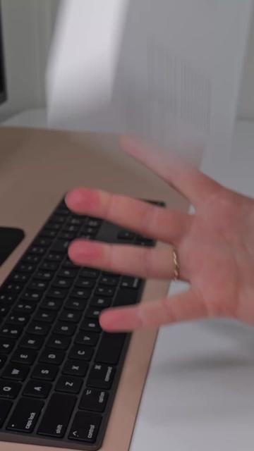@Lexy | Tech and gadgets