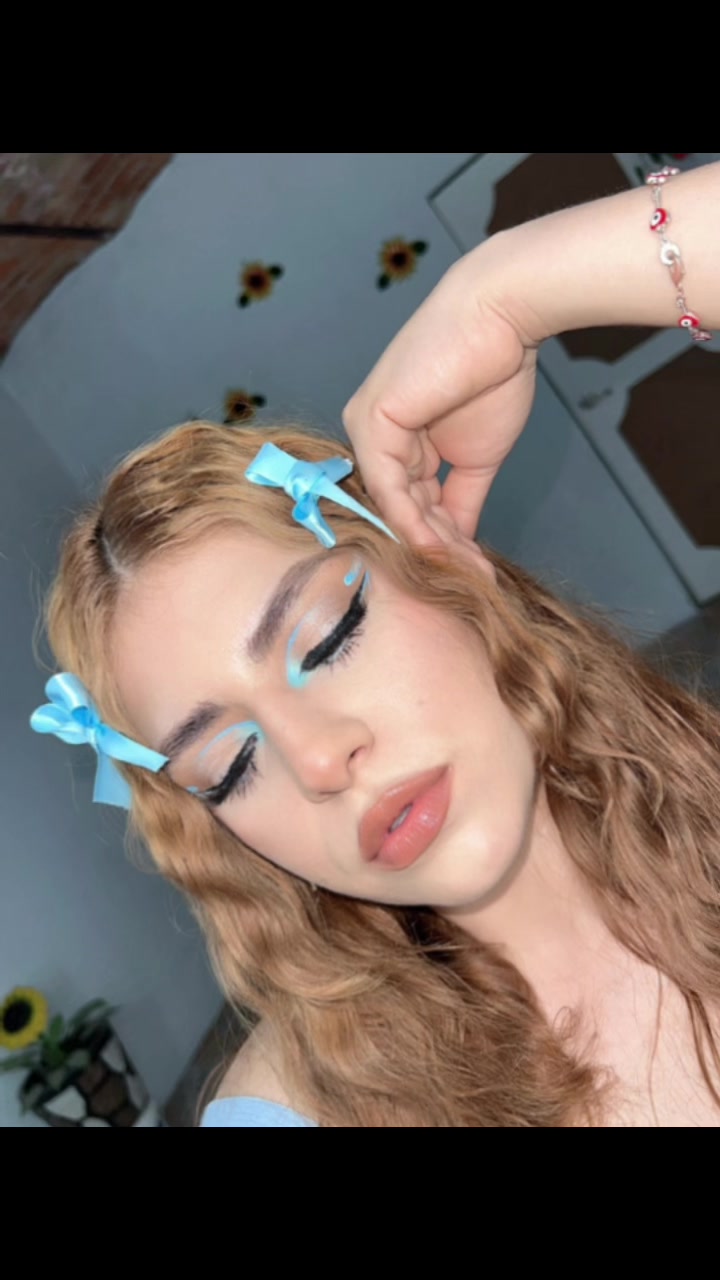 @Luz Estrada 🐺🖤