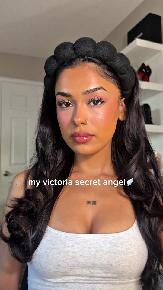 @Divya 🫧