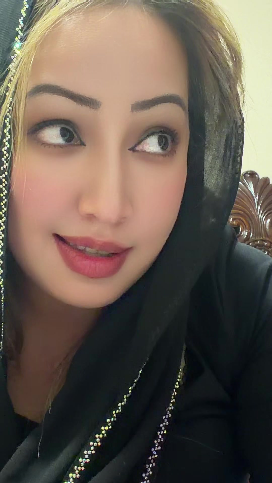 @naz__nikpai