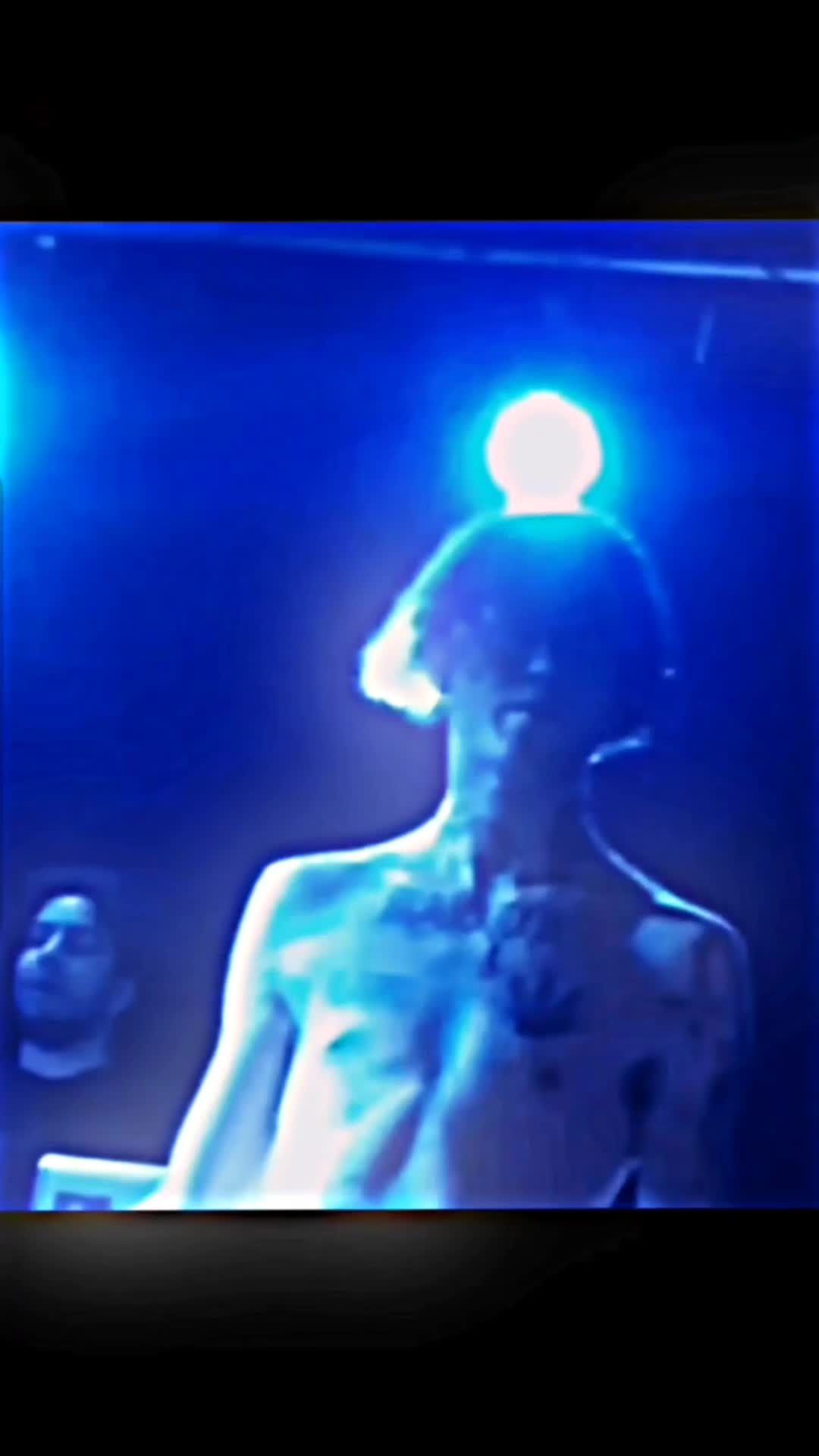 @...