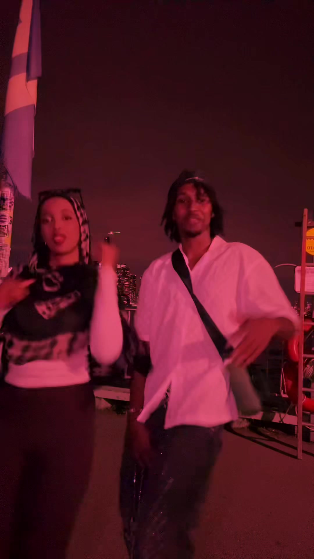 @Pluto🔔