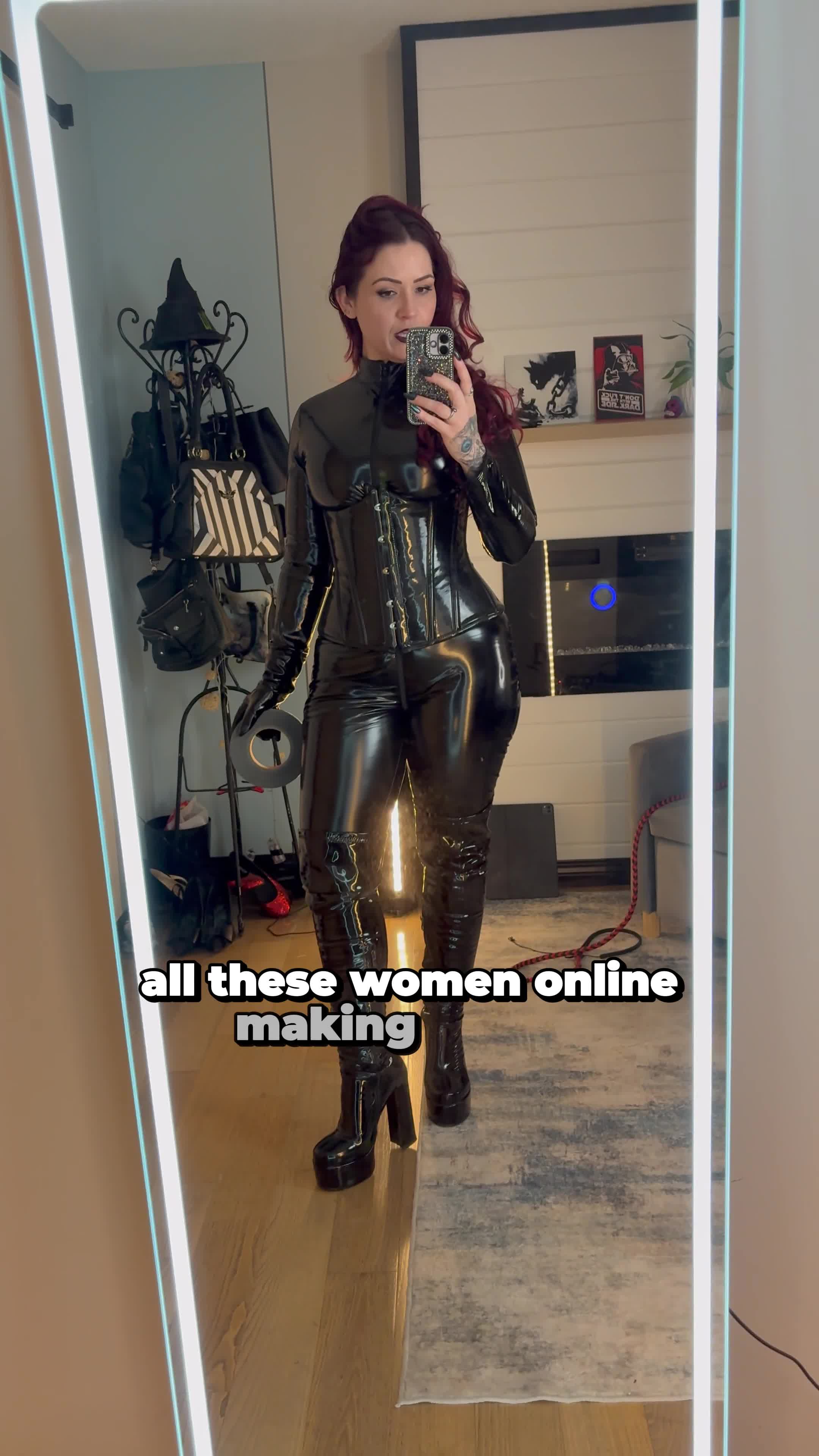 @Ella 👑