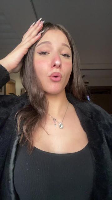 @👸🏼