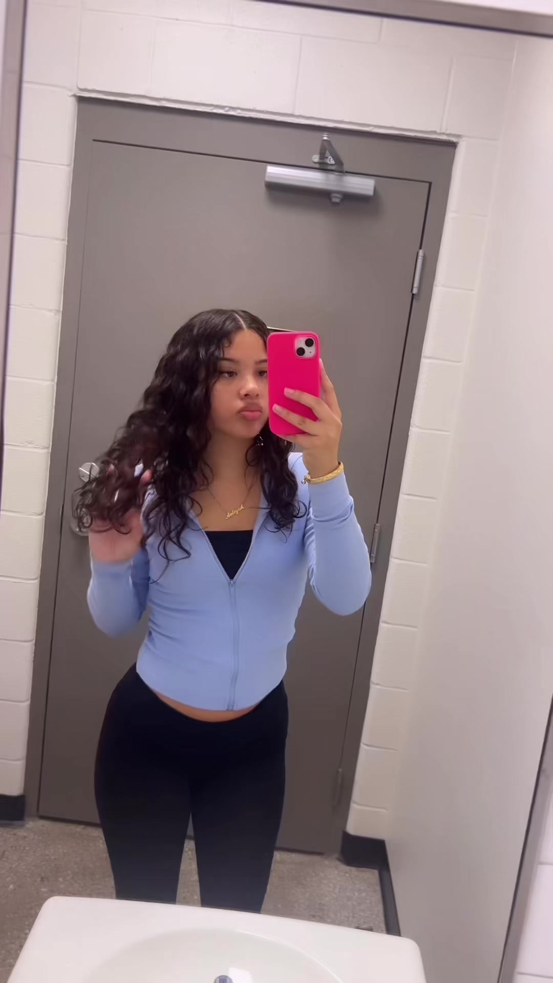 @aaliyahyvvn