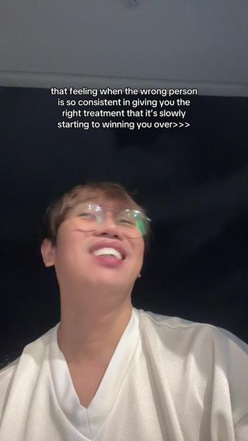 @dee🦋