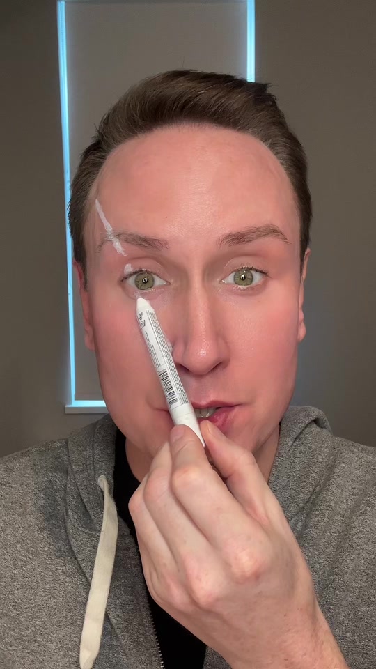 @Trevor T (Mister.makeupartist)