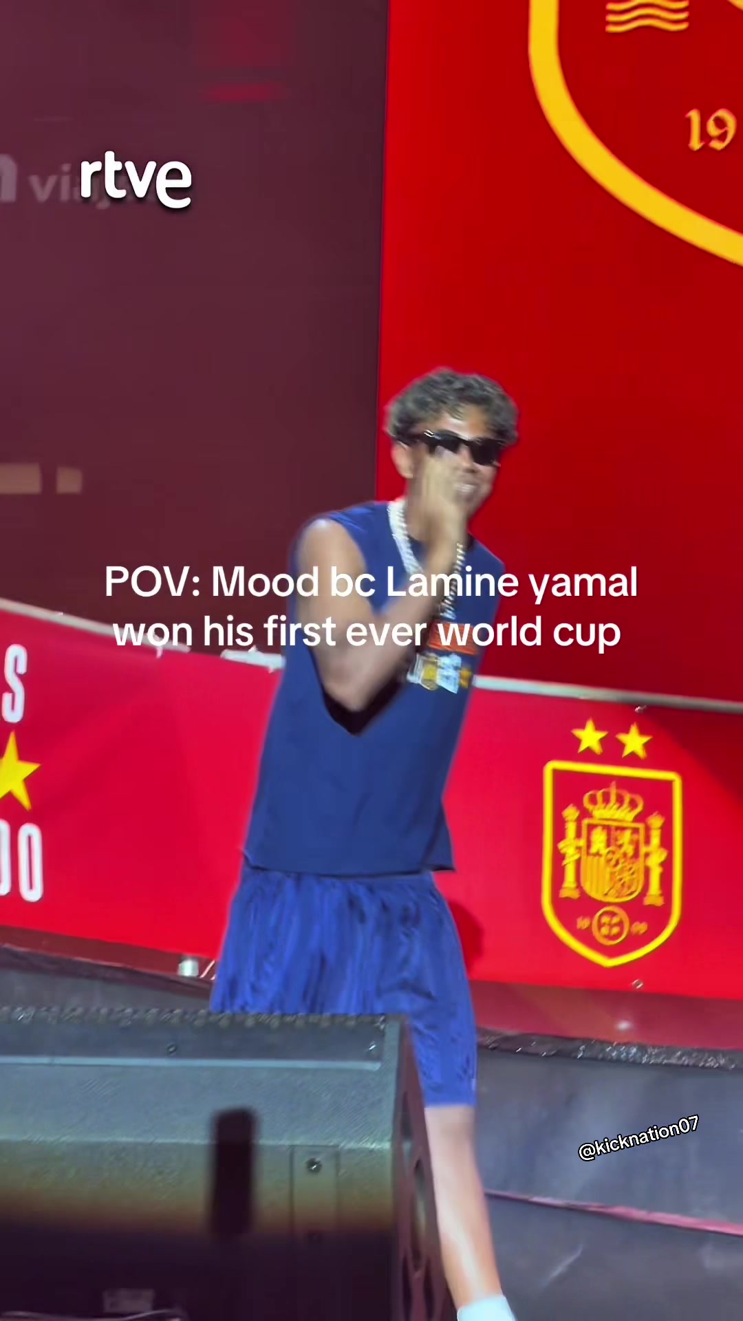 @𝔽𝕠𝕠𝕥𝕓𝕒𝕝𝕝 𝕧𝕚𝕓𝕖𝕤