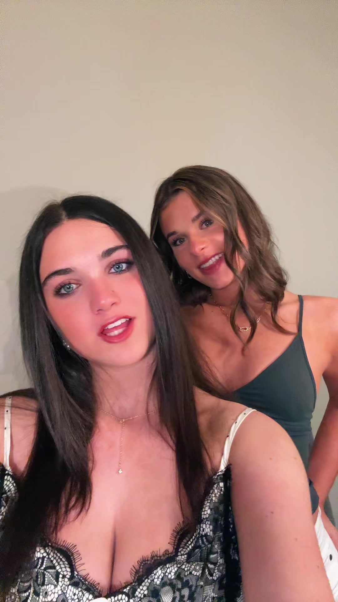 @ava.rahimi