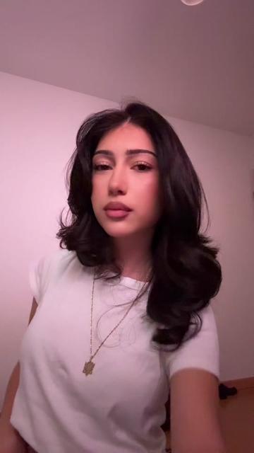 @Izabela🇦🇱