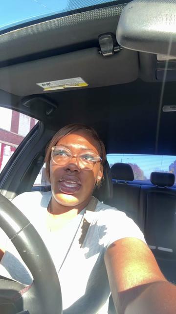 @MelaninMonroe