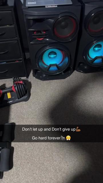 @Tee