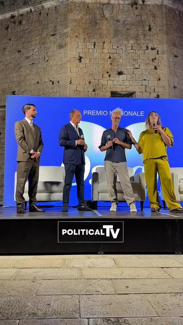 @POLITICALTV