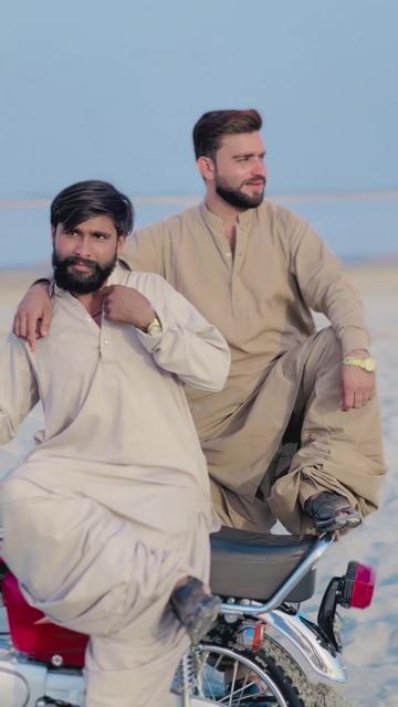 @👑Nawab Latif👑