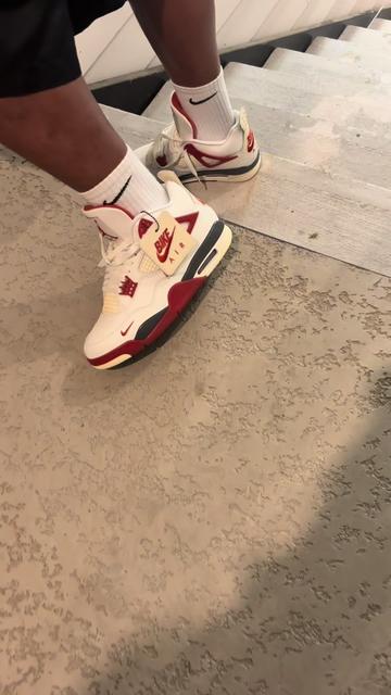 @PLUG LUV