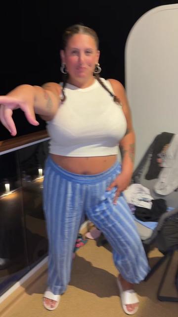 @meejeemoos