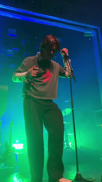 @kate |-/