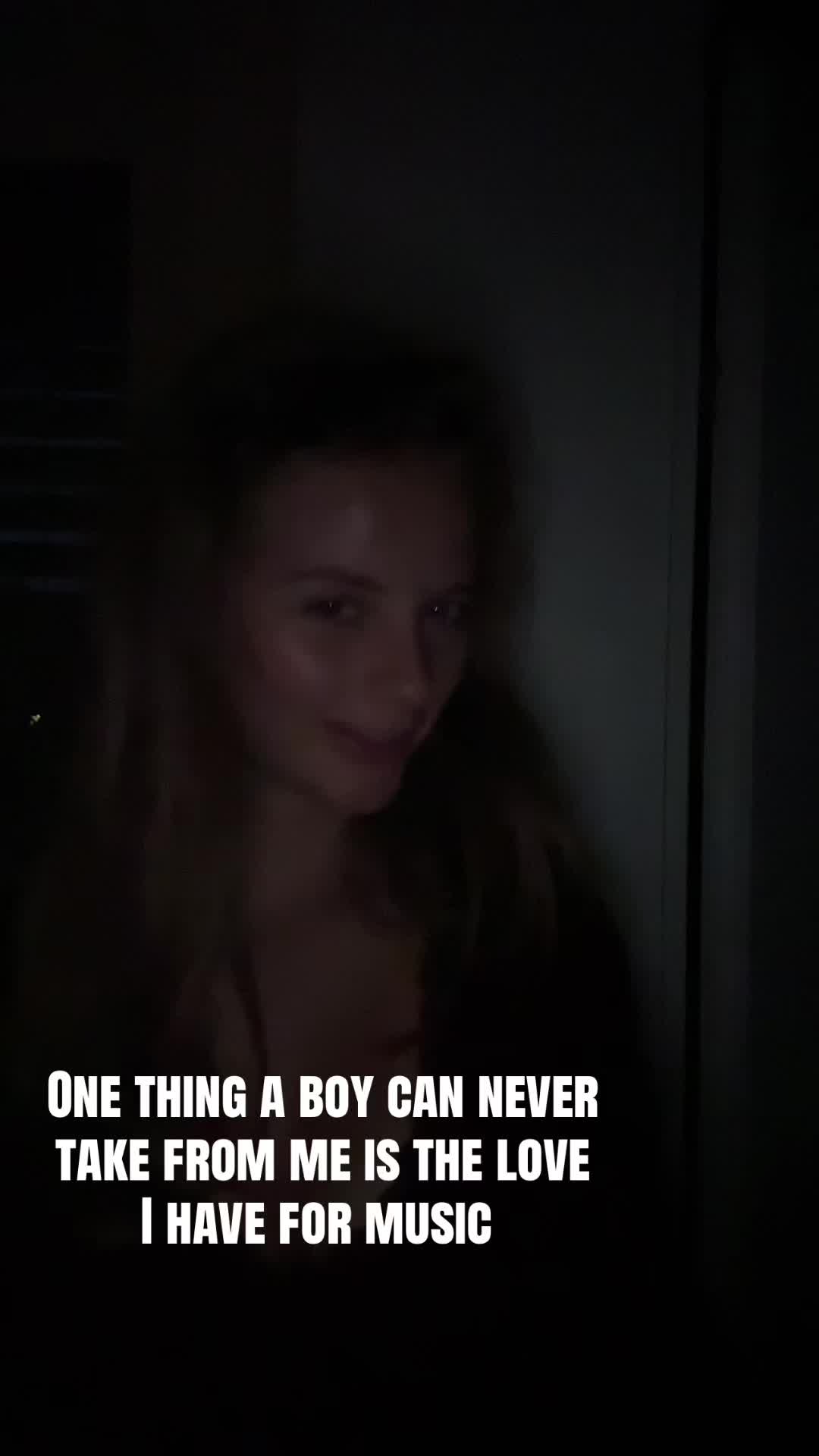 @marieinvogue