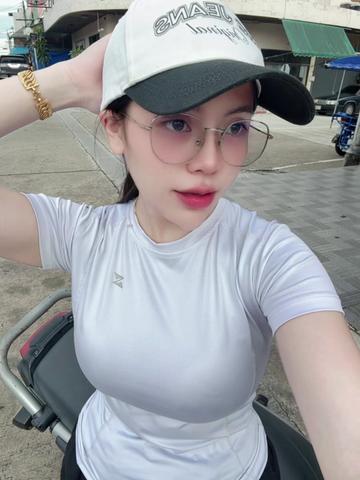 @MeeMee ..🇱🇦🇲🇾…W