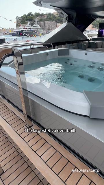 @MRSUPERYACHTS | Matthijs Rhee