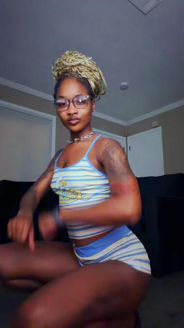 @daniyalashon