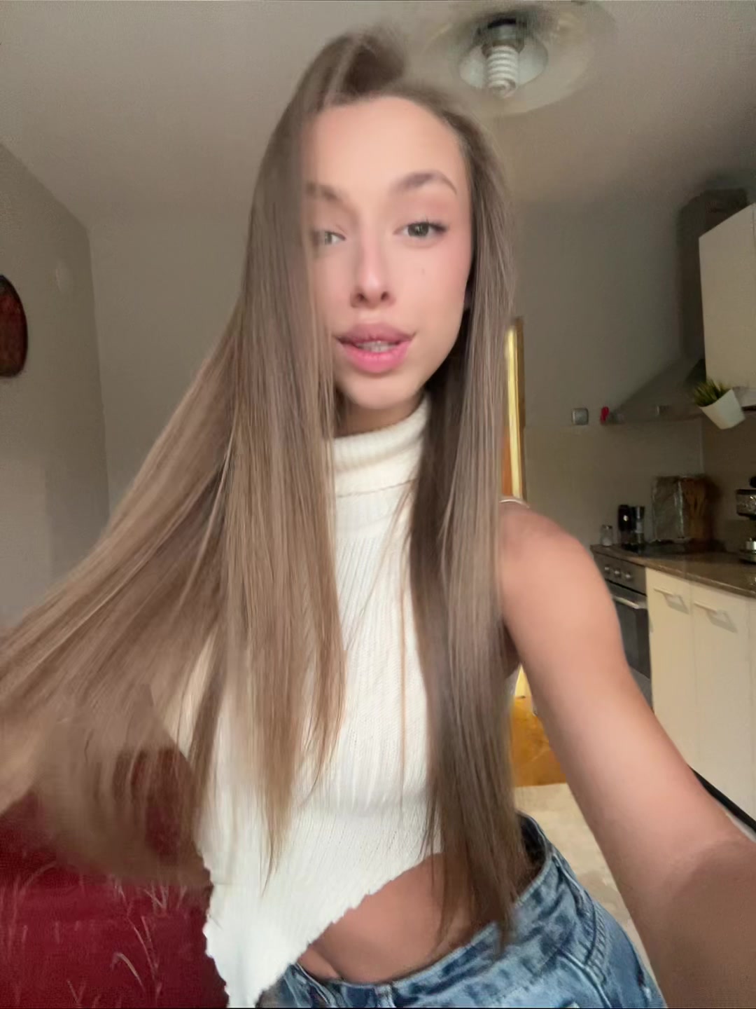 @👸🏼