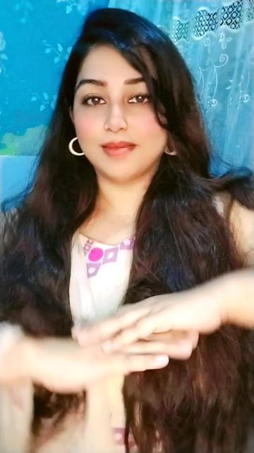 @Neha Live