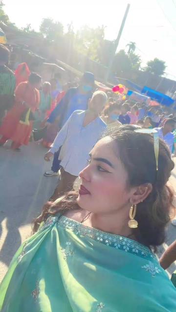 @Aliya Khan