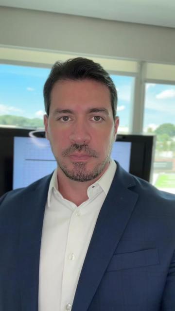 @Dr Renato Marinho Correa