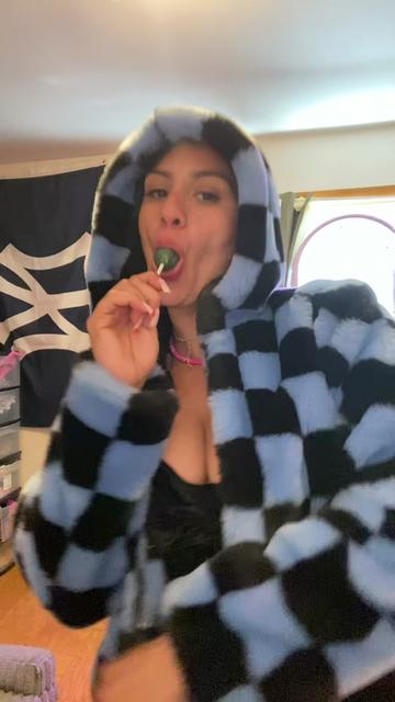 @Throatyx