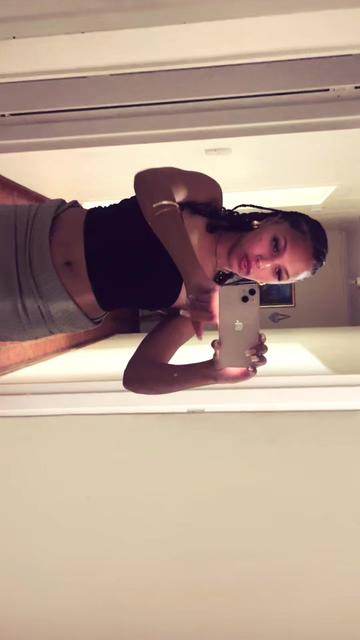 @whos_erin_x