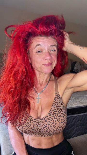 @RedneckBaddie