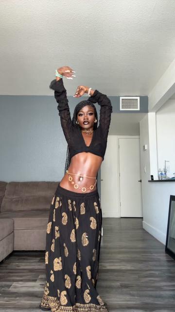 @zainajasmine