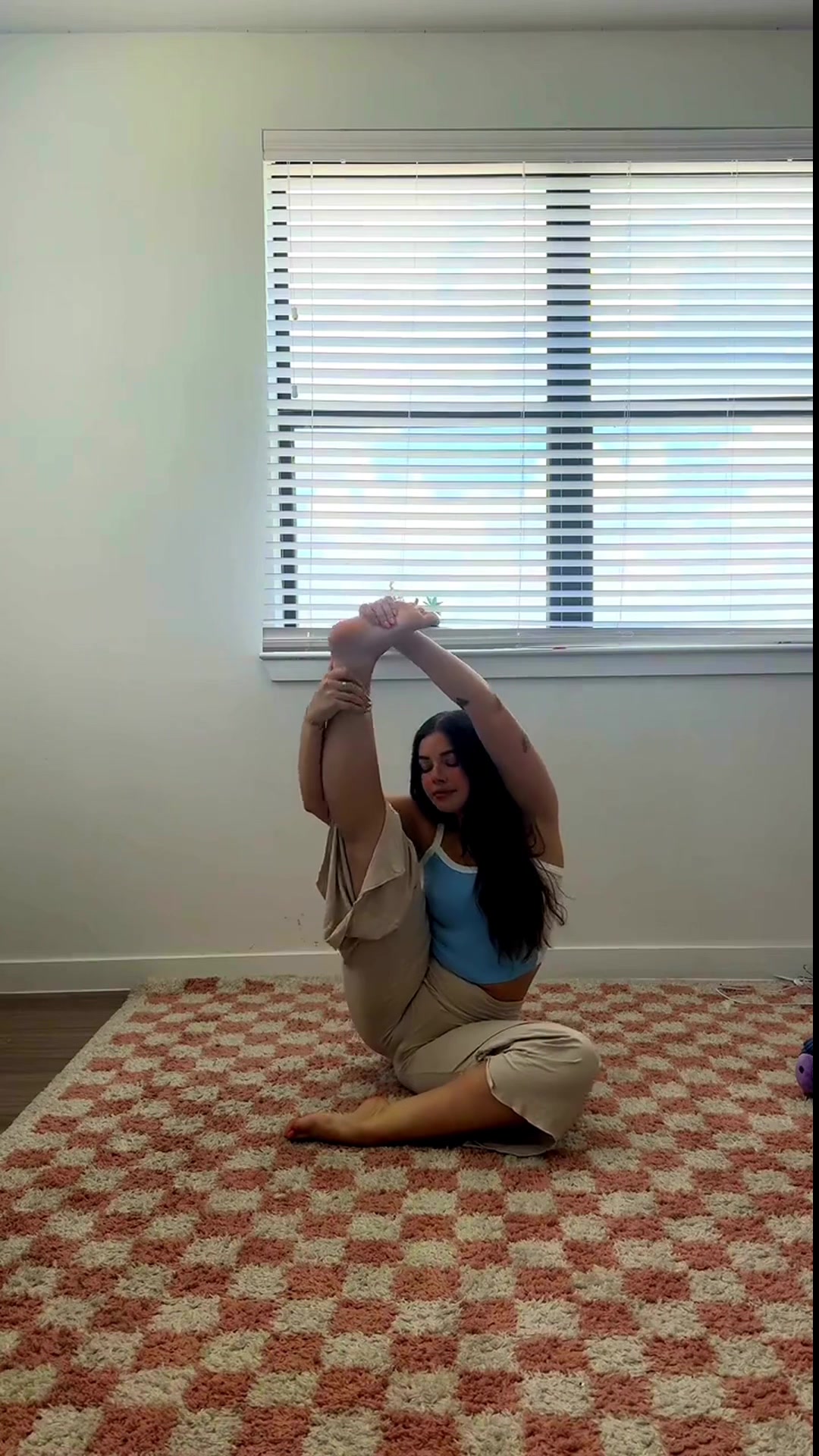 @Yujia Yoga
