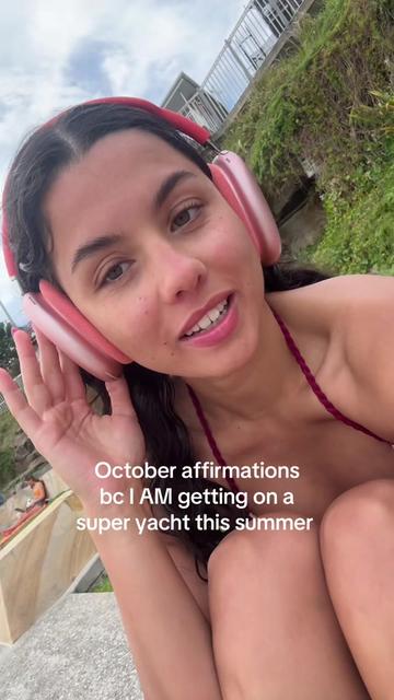 @Angelica 🦋