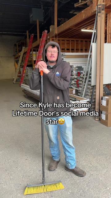 @Lifetime Door Company