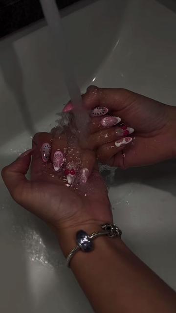 @Glitz Nail & Spa OutletMall