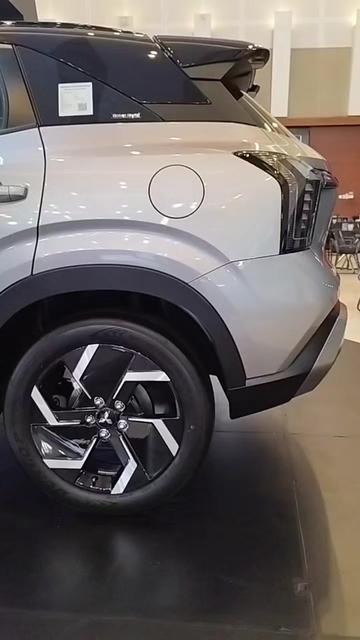 @RizaLkoe Mitsubishi