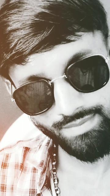 @❤Mr.ßhãvëşh ʌhIʀ❤