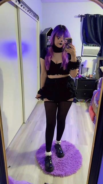 @creepyplum