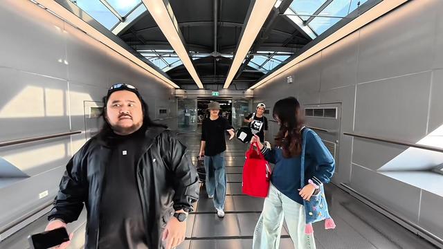 @บอสเบลล์ที่อยู่บางแสน