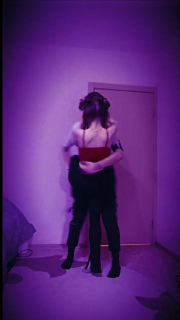@_Liana525