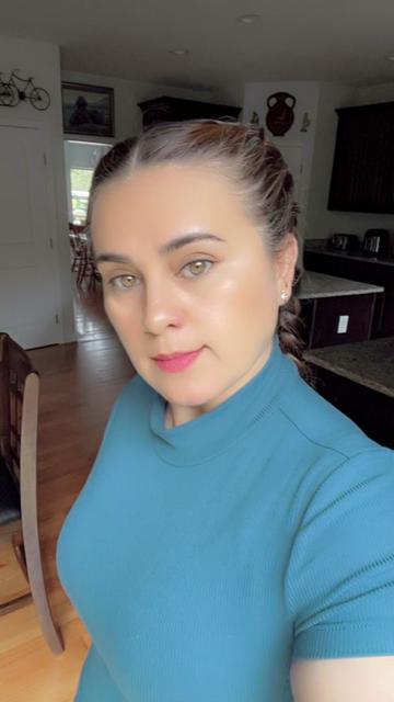 @Vivian23