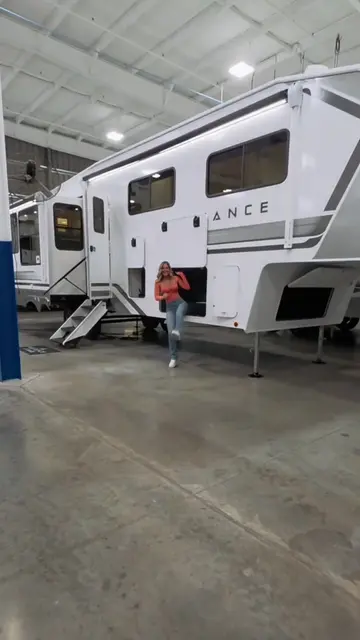 @THAT RV GIRL