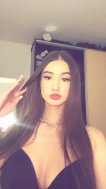 @Ianira