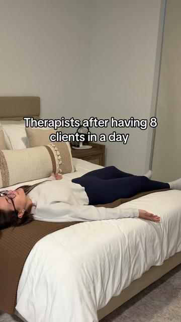 @Lauren | Therapist, LCSW