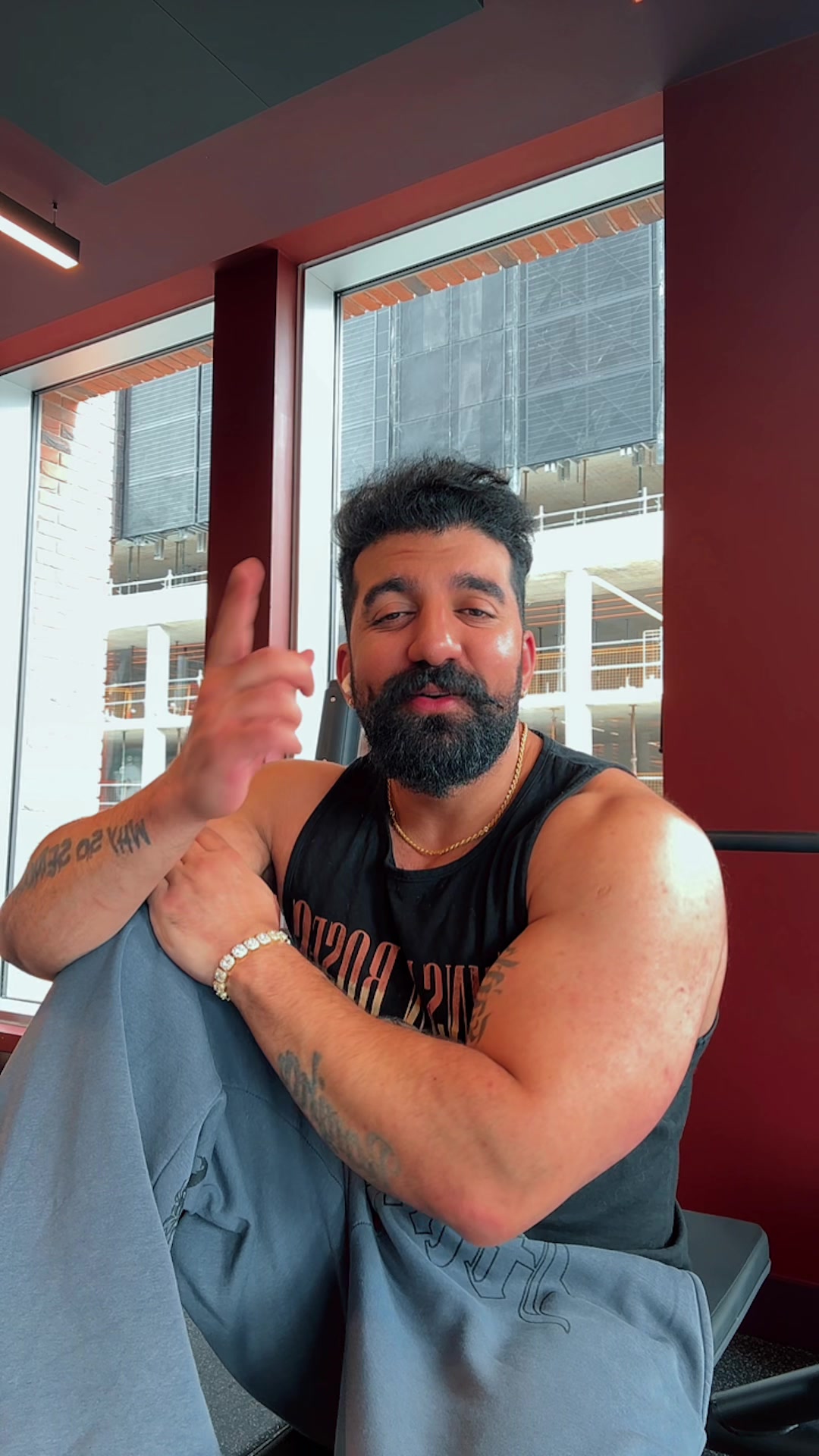 @Gabbar 🕊️🐺