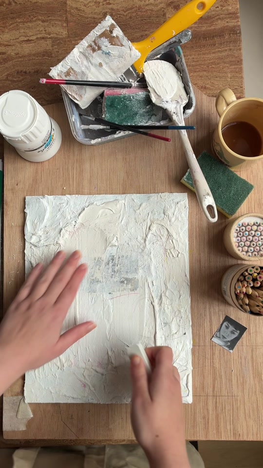 @Lucy Evans | Artist