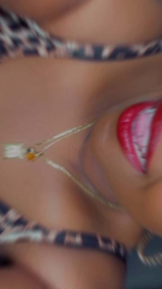 @juicybkissingu