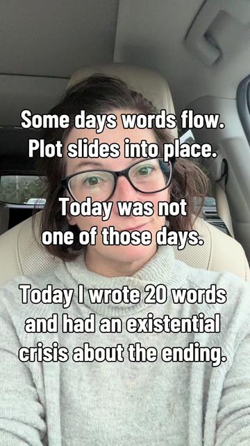 @Noelle Everly || Author